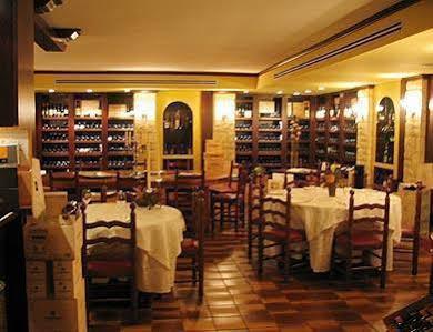Hotel Ristorante Giordano Cavernago Kültér fotó